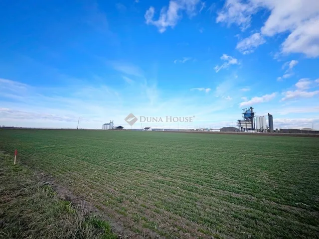 Eladó kereskedelmi és ipari ingatlan Körmend 20376 nm