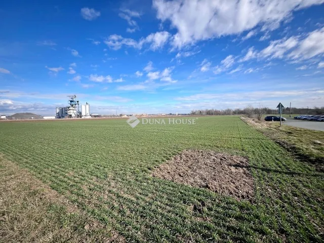 Eladó kereskedelmi és ipari ingatlan Körmend 20376 nm