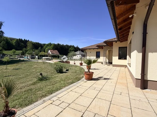 Eladó ház Szentgotthárd 279 nm