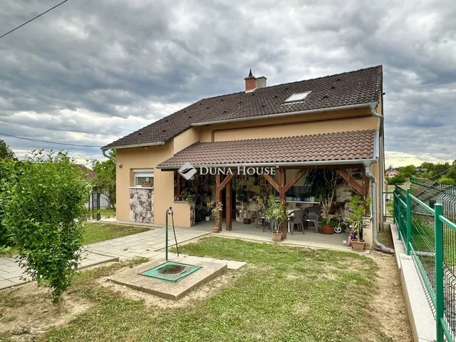 Eladó ház Nagylengyel 270 nm