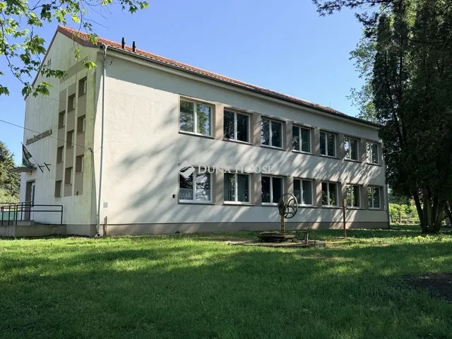Eladó kereskedelmi és ipari ingatlan Csákánydoroszló 390 nm