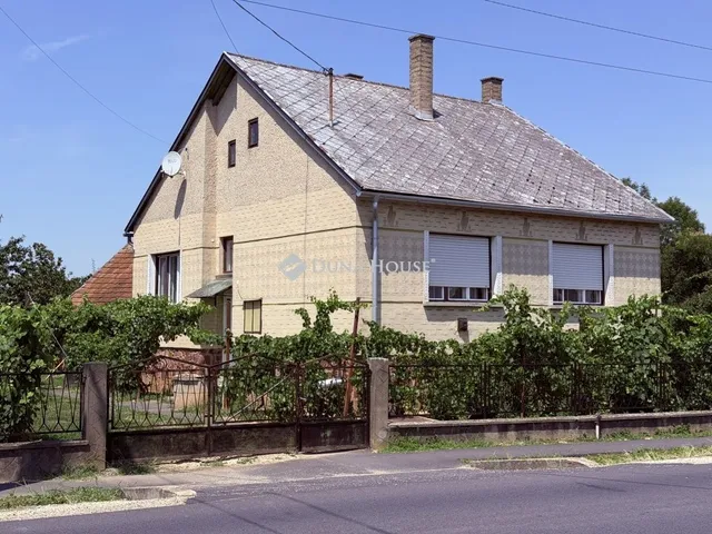 Eladó ház Molnaszecsőd 110 nm