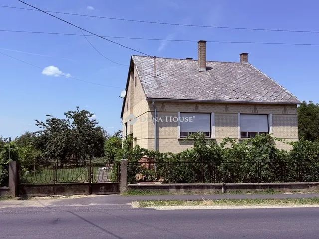 Eladó ház Molnaszecsőd 110 nm