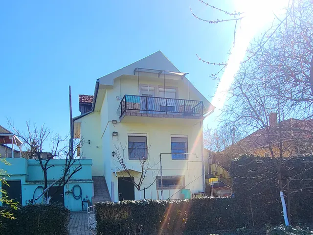 Eladó ház Százhalombatta 120 nm