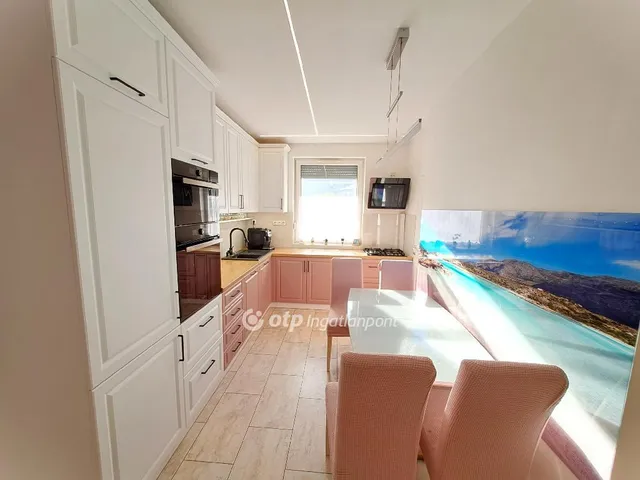 Eladó lakás Budapest IV. kerület, Újpest 86 nm