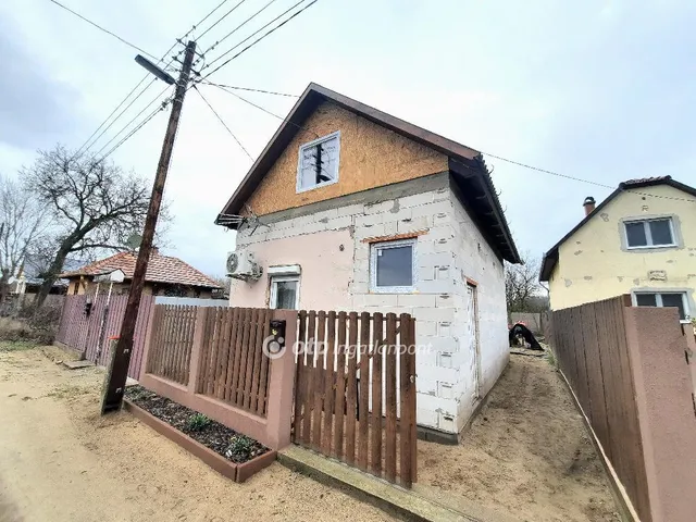 Eladó ház Pilis 33 nm