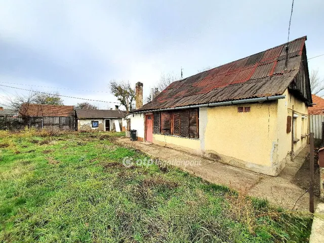 Eladó ház Szolnok, Pletykafalu 67 nm