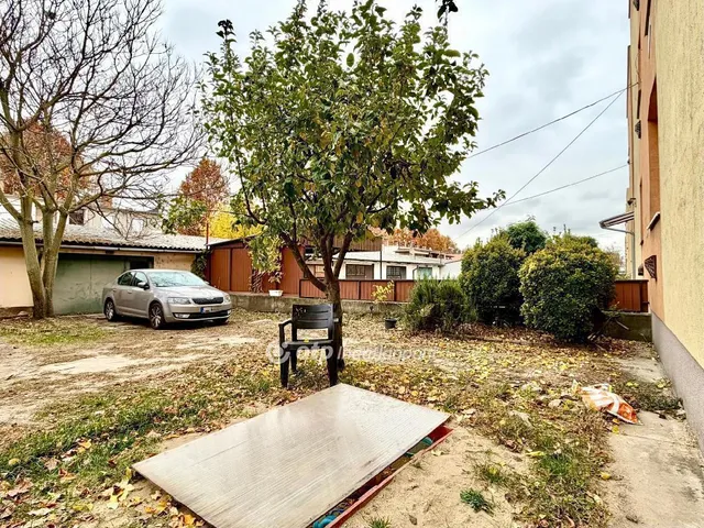 Eladó lakás Kecskemét, Műkertváros 56 nm