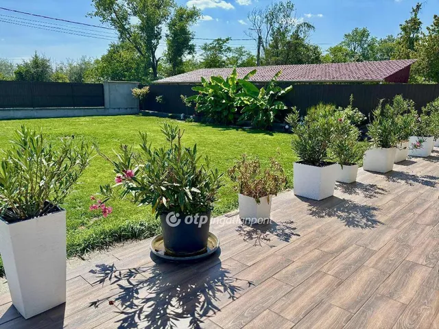 Eladó ház Cegléd 160 nm