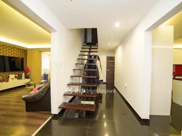 Eladó ház Cegléd 160 nm