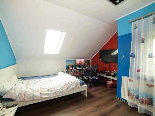 Eladó ház Cegléd 160 nm