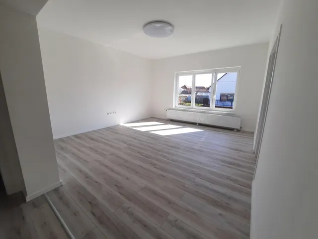 Eladó ház Nagykőrös, Tormás 255 nm