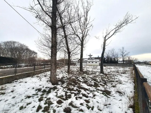 Eladó telek Tiszakécske 914 nm