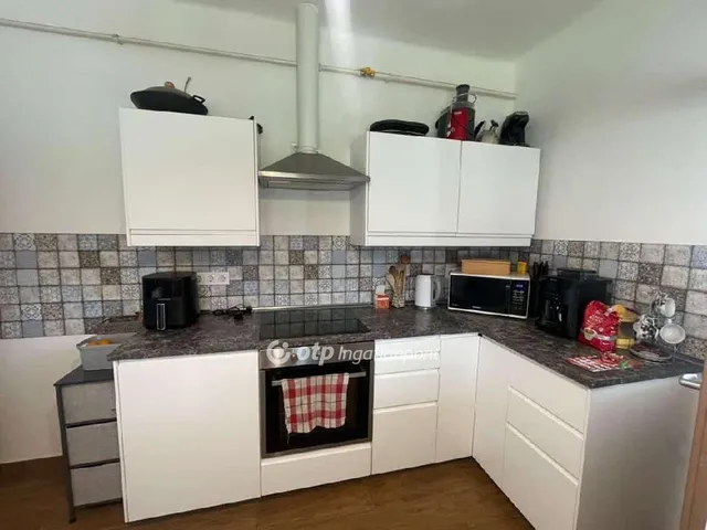 Eladó üdülő és hétvégi ház Jászkarajenő 94 nm