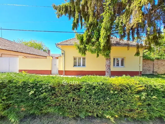 Eladó ház Nagykőrös 96 nm