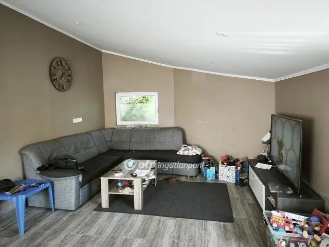 Eladó ház Tiszajenő 70 nm