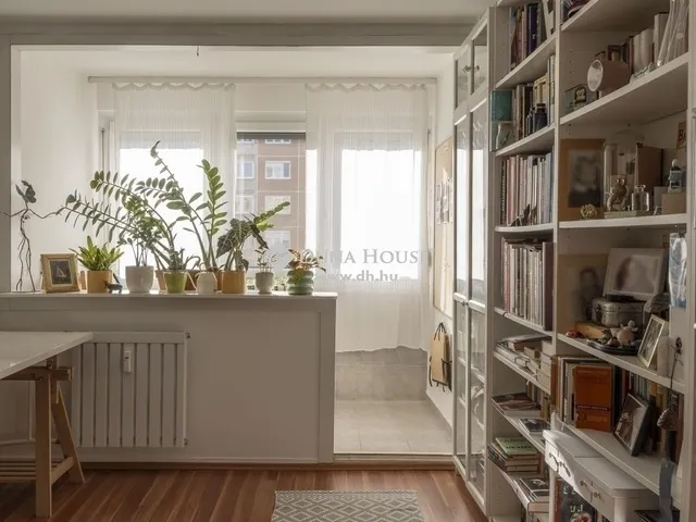 Eladó lakás Budapest III. kerület 66 nm