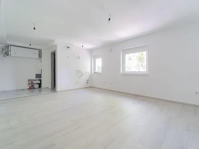 Eladó lakás Rétság 29 nm