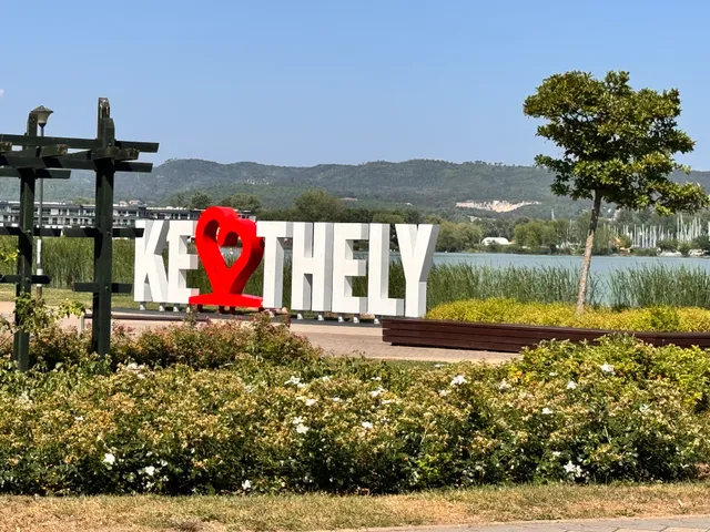Eladó ház Keszthely, Szalasztó u 1/a 160 nm