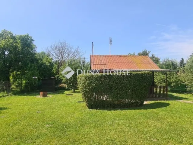 Eladó üdülő és hétvégi ház Dömsöd 33 nm