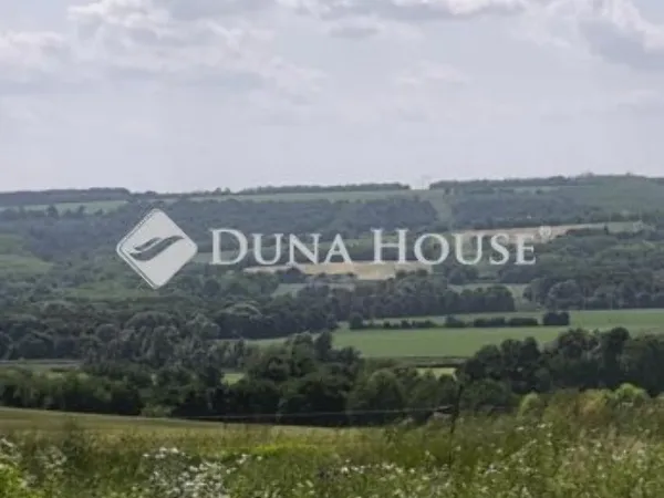 Eladó telek Szentgyörgyvár 1858 nm