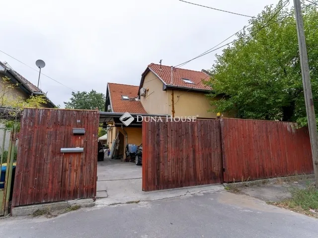 Eladó ház Budapest XV. kerület 192 nm