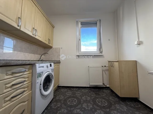 Eladó lakás Budapest III. kerület 51 nm