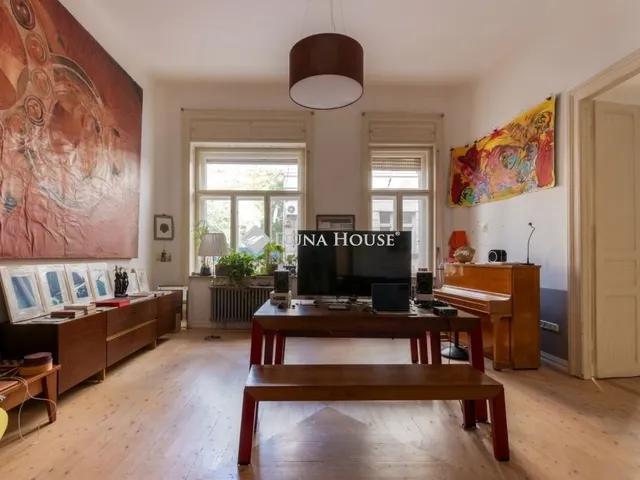 Eladó lakás Budapest VI. kerület 100 nm