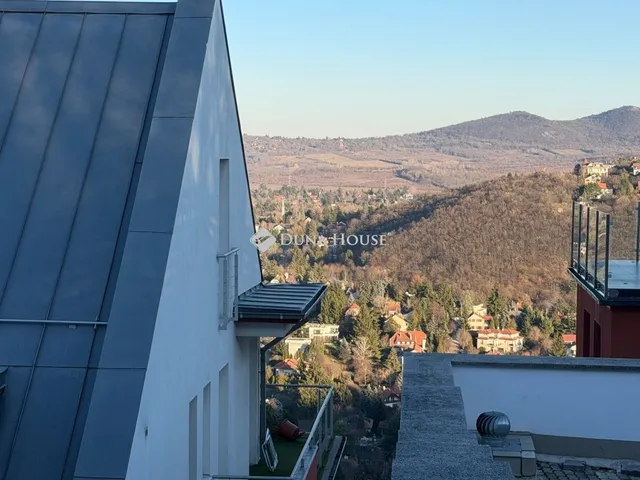 Eladó lakás Budapest II. kerület 70 nm