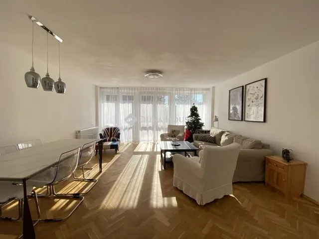 Eladó ház Budapest III. kerület 245 nm