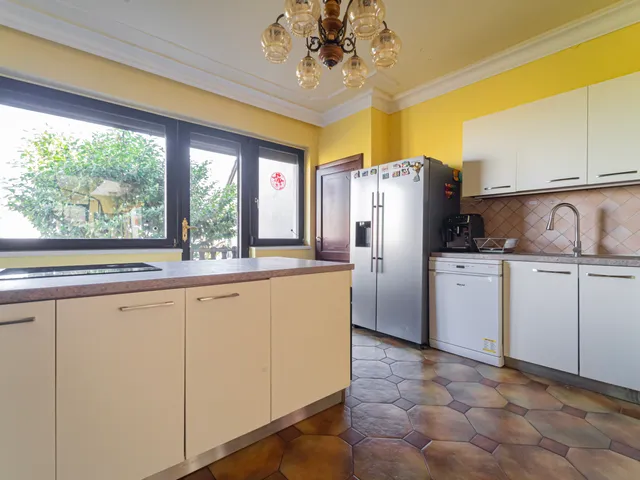 Eladó ház Budapest III. kerület, Táborhegy 172 nm