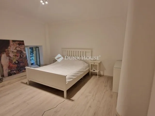 Eladó lakás Budapest V. kerület 57 nm