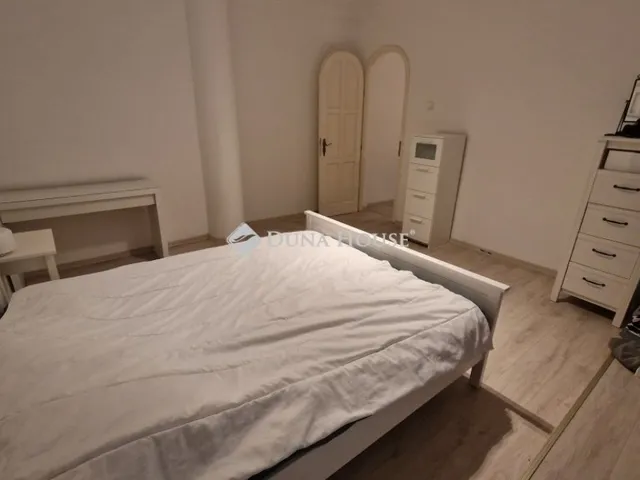 Eladó lakás Budapest V. kerület 57 nm