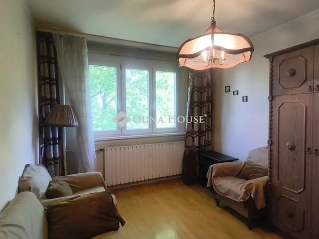 Eladó lakás Budapest III. kerület 66 nm
