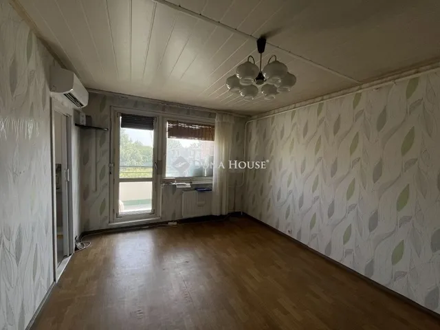 Eladó lakás Budapest III. kerület 27 nm