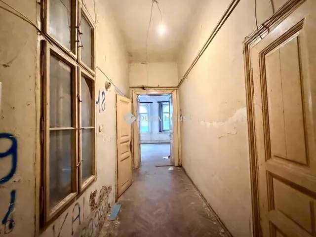 Eladó lakás Budapest VI. kerület 88 nm