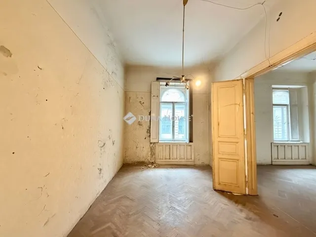 Eladó lakás Budapest VI. kerület 88 nm