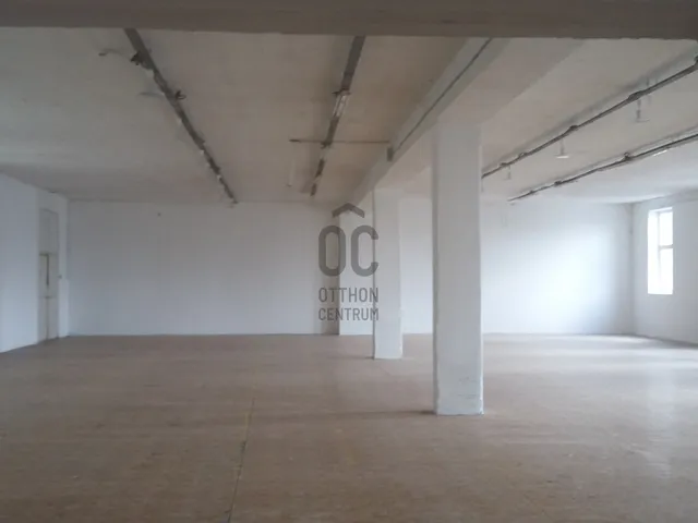 Kiadó kereskedelmi és ipari ingatlan Budapest IV. kerület, Újpest 1266 nm