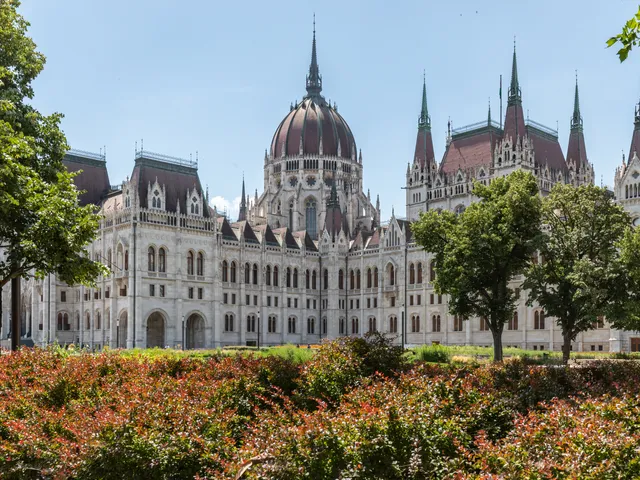 Kiadó lakás Budapest V. kerület, Bank negyed 86 nm