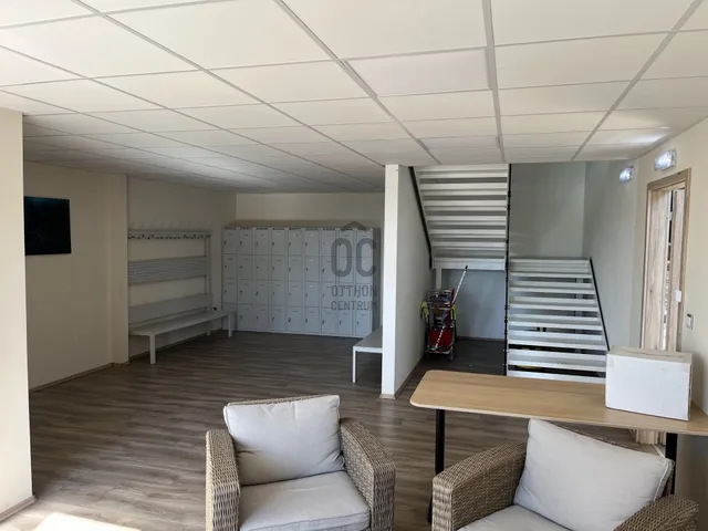 Eladó kereskedelmi és ipari ingatlan Nagytarcsa 2576 nm