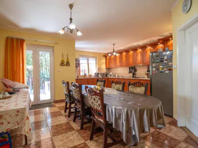 Eladó ház Pécel 392 nm