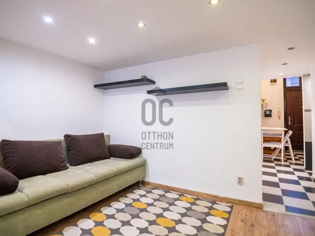 Eladó lakás Budapest VIII. kerület, Auróra utca 25 nm