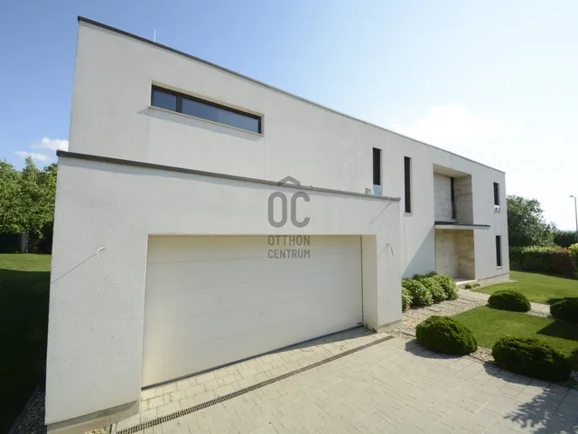 Eladó ház Budapest XI. kerület, Madárhegy 323 nm