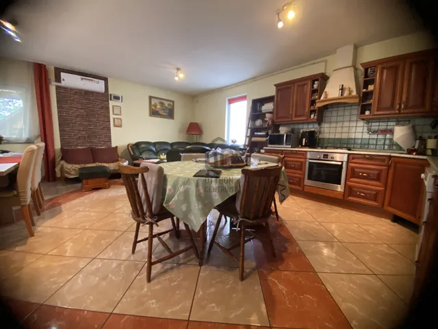 Eladó ház Tordas 165 nm