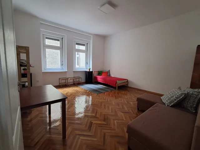 Eladó lakás Budapest VIII. kerület, Orczynegyed 63 nm
