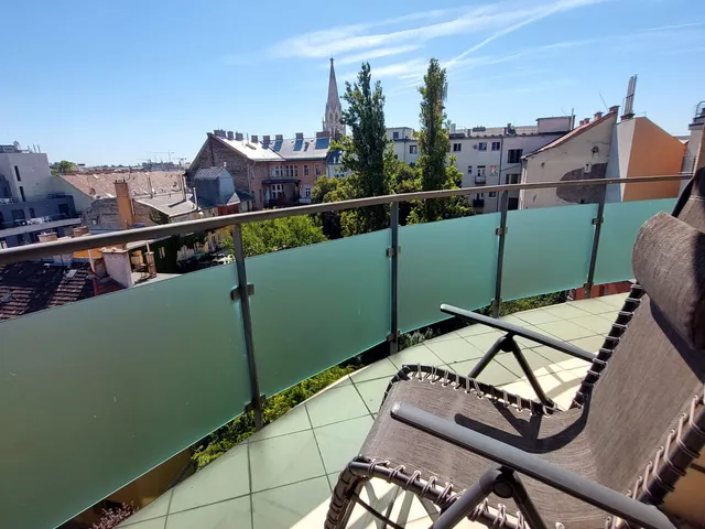 Eladó lakás Budapest VIII. kerület, Corvin negyed 75 nm