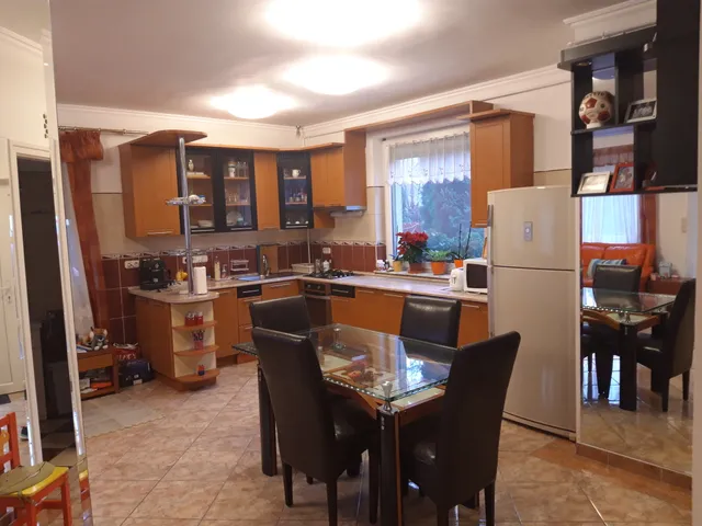 Kiadó ház Budapest XVIII. kerület, Ganzkertváros 95 nm
