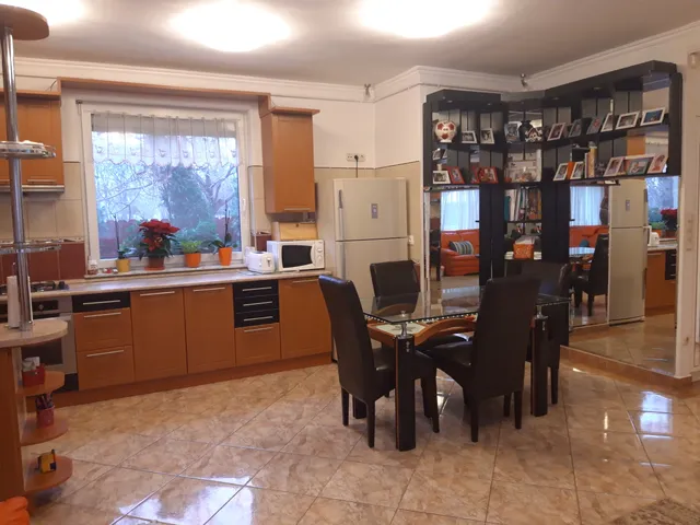 Kiadó ház Budapest XVIII. kerület, Ganzkertváros, Gyergyó utca 18. 95 nm