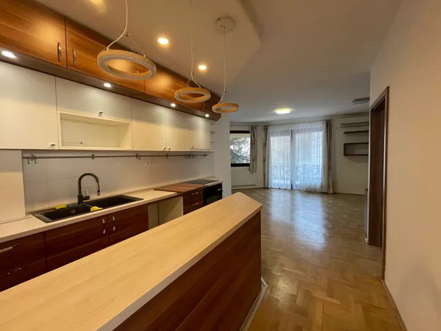 Kiadó lakás Budapest II. kerület, Nyék, Széphalom utca 75 nm