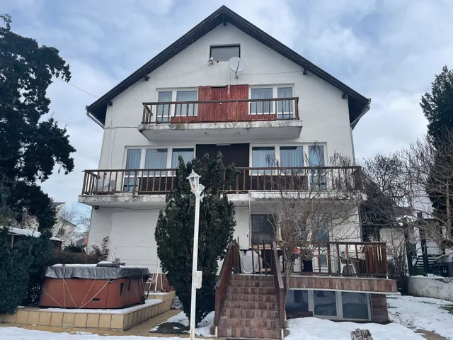 Eladó ház Budapest X. kerület, Óhegy 400 nm